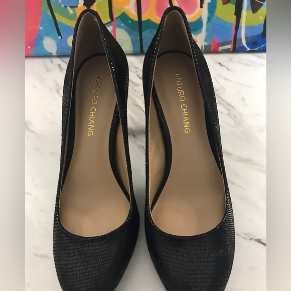 Arturo Chiang Women’s Dress Heels - Picture 3 of 13